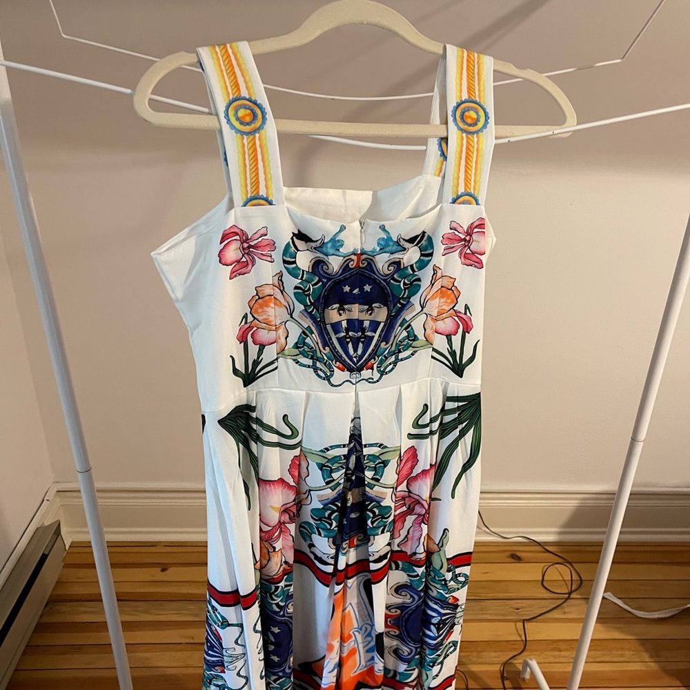 Vibrant colorful midi dress - Italian D&G style